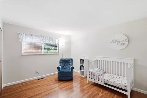 Bedroom - 4408 Fernbrook St, Kettering, OH 45440 photo 6 of 7