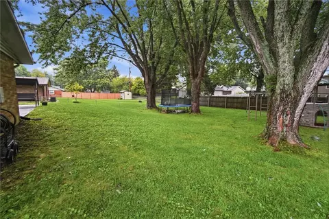 Exterior - 4408 Fernbrook St, Kettering, OH 45440 photo 5 of 6