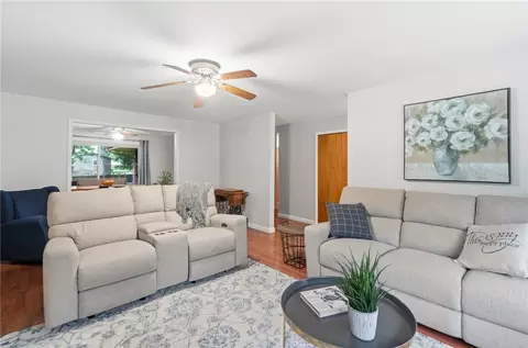 Living - 4408 Fernbrook St, Kettering, OH 45440 photo 6 of 8