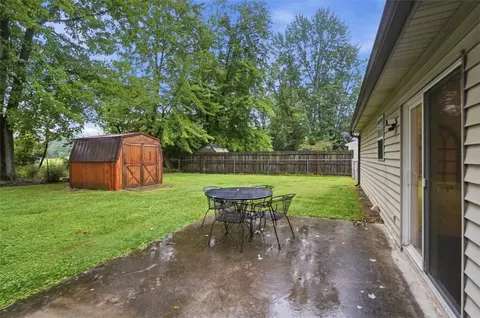Exterior - 7906 Mulberry St, Maineville, OH 45039 photo 13 of 15