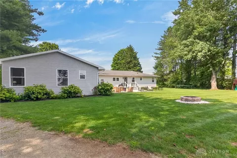 Exterior - 1947 Dingman Slagle Rd, Sidney, OH 45365 photo 6 of 11