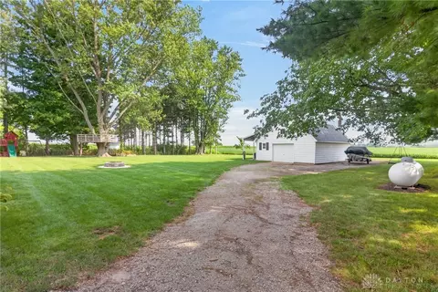 Exterior - 1947 Dingman Slagle Rd, Sidney, OH 45365 photo 5 of 11