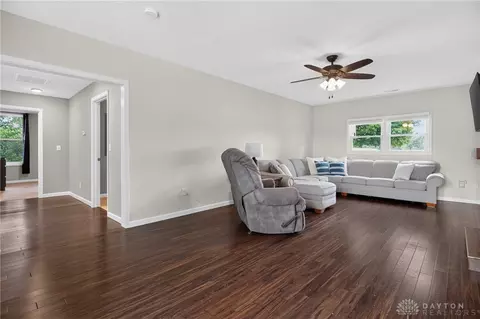 Living - 1947 Dingman Slagle Rd, Sidney, OH 45365 photo 2 of 4