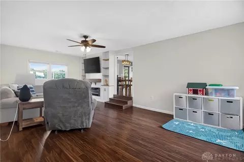 Living - 1947 Dingman Slagle Rd, Sidney, OH 45365 photo 1 of 4