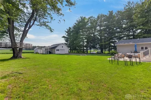 Exterior - 1947 Dingman Slagle Rd, Sidney, OH 45365 photo 9 of 11