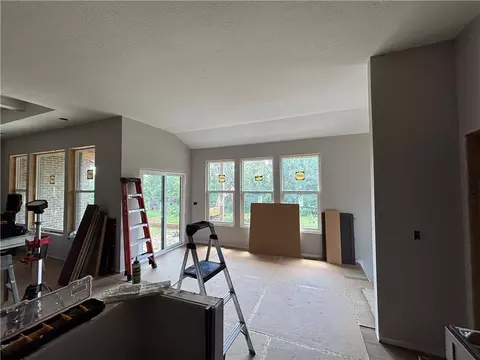 Living - 613 Christopher Dr, Centerville, OH 45458 photo 2 of 3