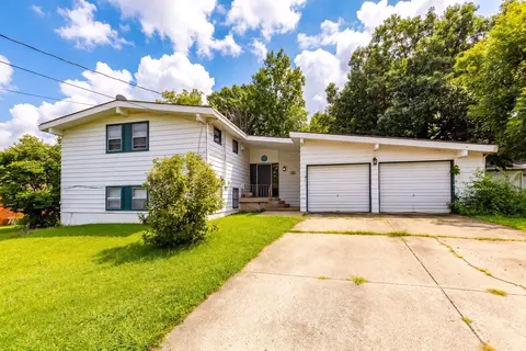 319 W Sycamore St, Oxford, OH 45056