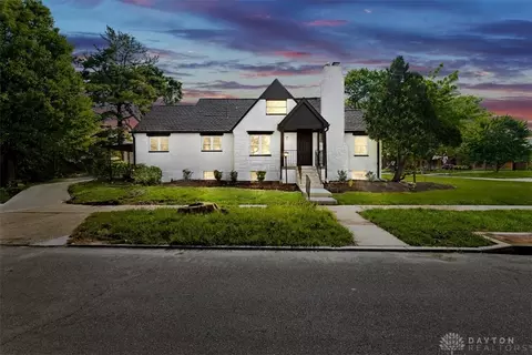 Exterior - 2860 Shafor Blvd, Kettering, OH 45419 photo 2 of 8