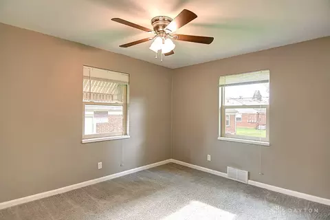 Bedroom - 605 Wedgewood Ave, Kettering, OH 45429 photo 3 of 4