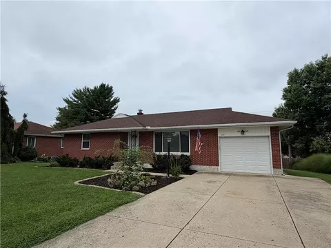 276 Purcell Ave, Xenia, OH 45385