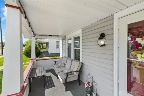 Exterior - 1115 Beacon St, Springfield, OH 45505 photo 6 of 14