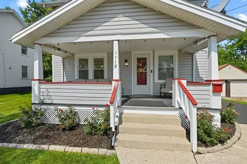 Exterior - 1115 Beacon St, Springfield, OH 45505 photo 3 of 14