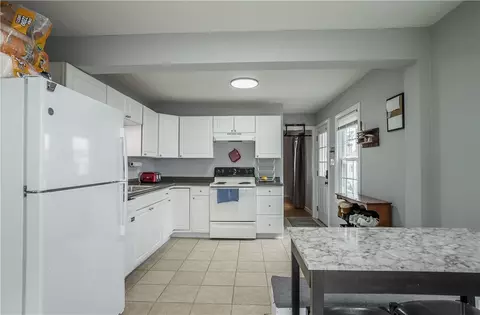 Kitchen - 2002 Malcom, Dayton, OH 45420 photo 1 of 2