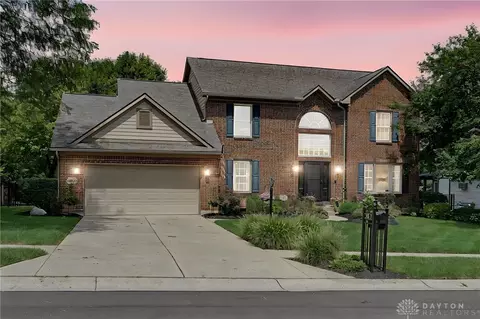 3806 Greenmeadow Ranch Ct, Bellbrook, OH 45305