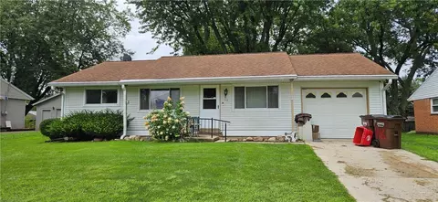 216 Victoria Dr, Greenville, OH 45331