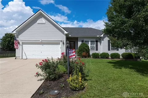 1376 Bareback Trl, Dayton, OH 45434