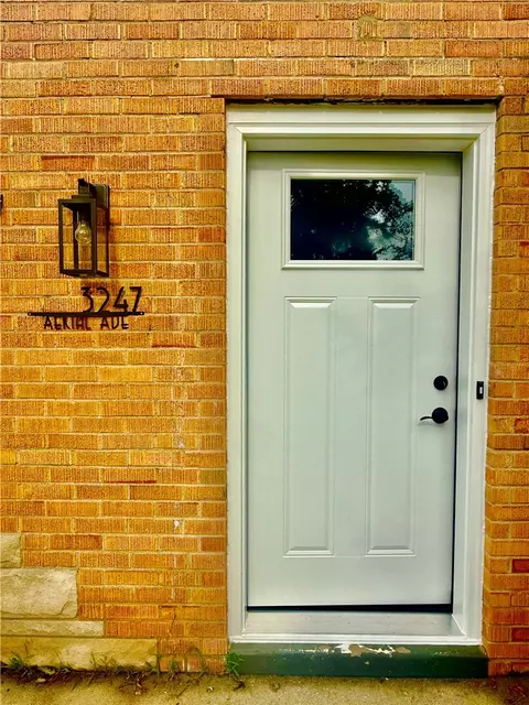 Entry Way - 3247 Aerial Ave, Kettering, OH 45429 photo 1 of 6