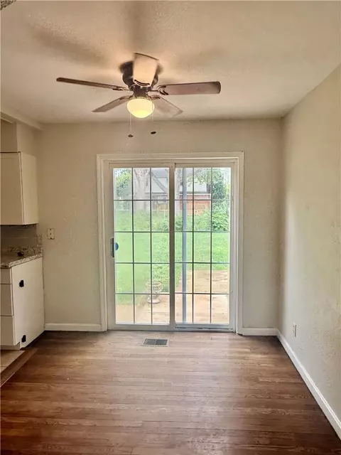 Dining - 3247 Aerial Ave, Kettering, OH 45429 photo 1 of 1