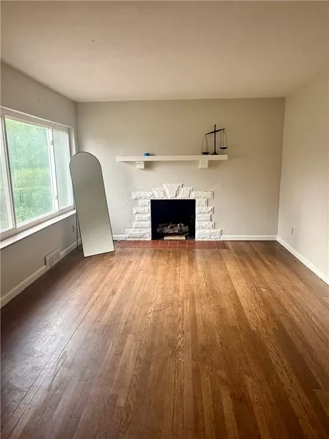 Living - 3247 Aerial Ave, Kettering, OH 45429 photo 2 of 3