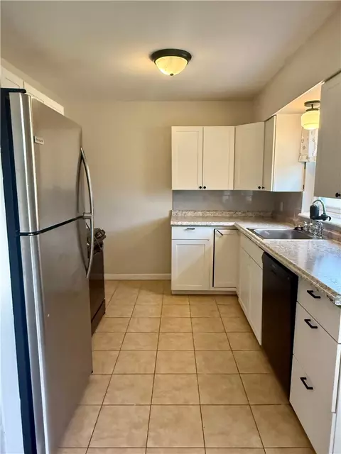 Kitchen - 3247 Aerial Ave, Kettering, OH 45429 photo 2 of 3
