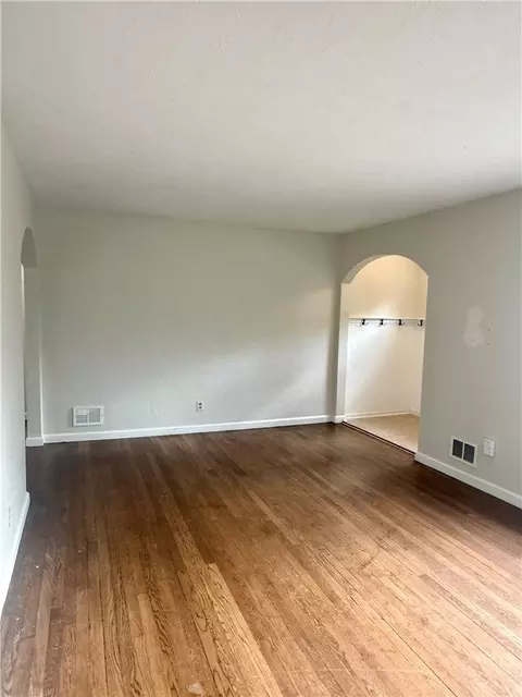 Living - 3247 Aerial Ave, Kettering, OH 45429 photo 3 of 3