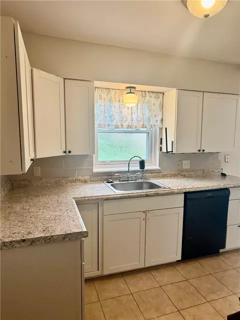 Kitchen - 3247 Aerial Ave, Kettering, OH 45429 photo 3 of 3