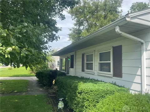 124 Helke Rd, Vandalia, OH 45377