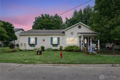 166 New Hampshire Ave, London, OH 43140