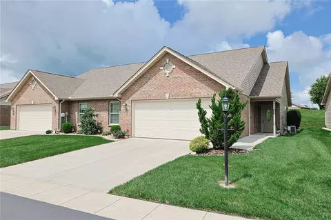 727 Villa Ct, Trenton, OH 45067