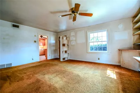 Living - 960 East Dr, Kettering, OH 45419 photo 1 of 5