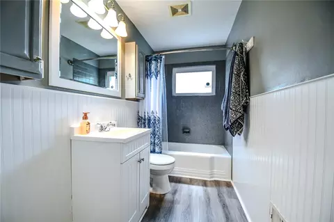 Bath - 1708 Dutchess, Kettering, OH 45420 photo 1 of 2