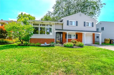 Exterior - 1708 Dutchess, Kettering, OH 45420 photo 11 of 13