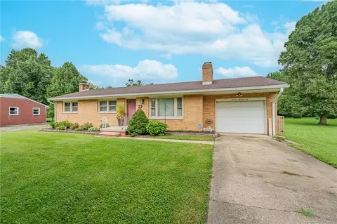 1902 Winona Dr, Middletown, OH 45042