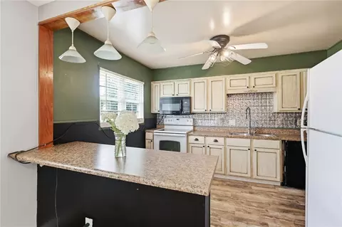 Kitchen - 2329 Culver Ave, Kettering, OH 45420 photo 1 of 3