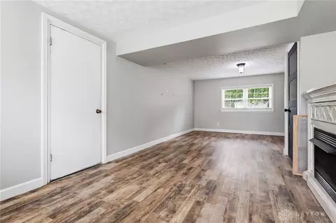 Living - 2329 Culver Ave, Kettering, OH 45420 photo 5 of 5