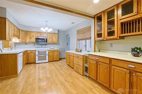 Kitchen - 3091 Fairfield Pike, Springfield, OH 45502 photo 1 of 5