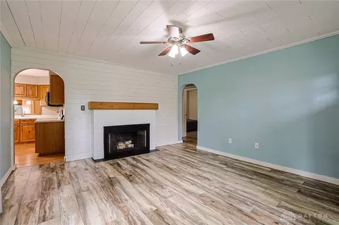 Living - 3091 Fairfield Pike, Springfield, OH 45502 photo 1 of 10