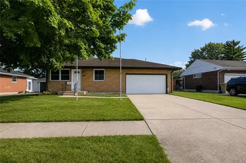 Exterior - 1243 Student Ave, Springfield, OH 45503 photo 2 of 5