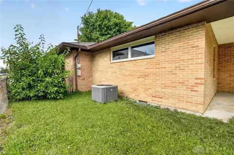Exterior - 1243 Student Ave, Springfield, OH 45503 photo 4 of 5