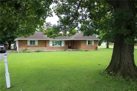1180 S Alex Rd, West Carrollton, OH 45449
