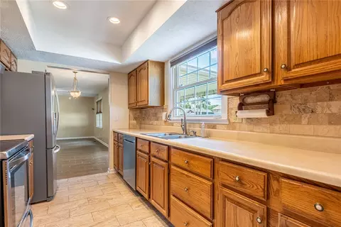 Kitchen - 2206 Fox Run Rd, Centerville, OH 45459 photo 3 of 4