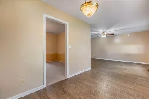 Living - 2206 Fox Run Rd, Centerville, OH 45459 photo 4 of 7