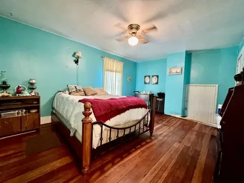 Bedroom - 145 Upper Valley Pike, Springfield, OH 45504 photo 5 of 16