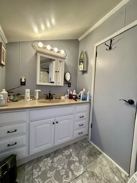 Bath - 145 Upper Valley Pike, Springfield, OH 45504 photo 3 of 5