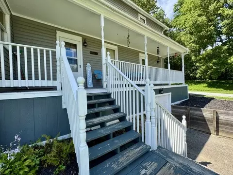 Exterior - 145 Upper Valley Pike, Springfield, OH 45504 photo 5 of 10