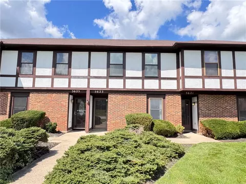 5623 Cobblegate Dr, Dayton, OH 45449