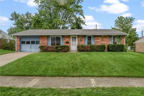 7161 Saffron Dr, Huber Heights, OH 45424