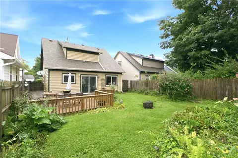Exterior - 1440 Southlyn Dr, Kettering, OH 45409 photo 8 of 9