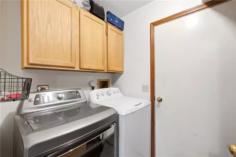 Other - 1440 Southlyn Dr, Kettering, OH 45409 photo 7 of 8