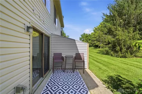 Exterior - 7846 Hackney Cir, Maineville, OH 45039 photo 8 of 10